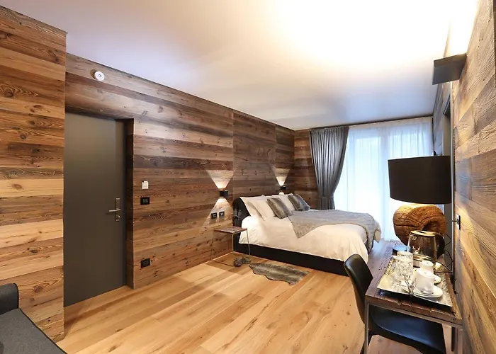 Blanc Cervinia Bed & Breakfast 4*