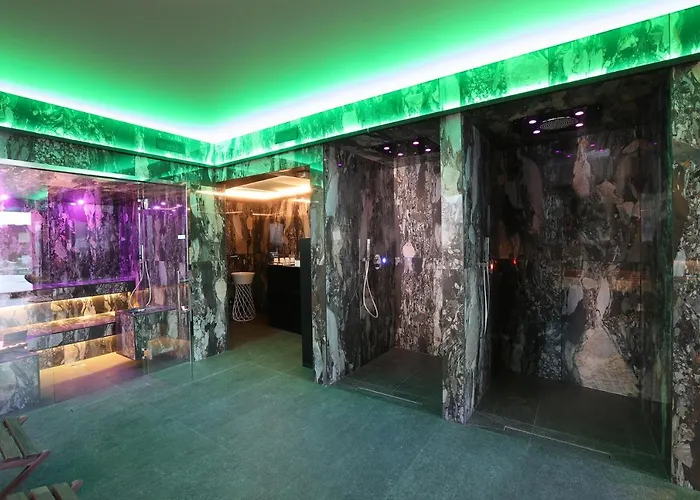 فندق مبيت وإفطار Blanc Cervinia 4*